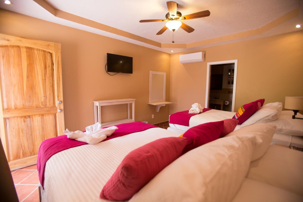 Mr. Tucan Hotel West End Luaran gambar
